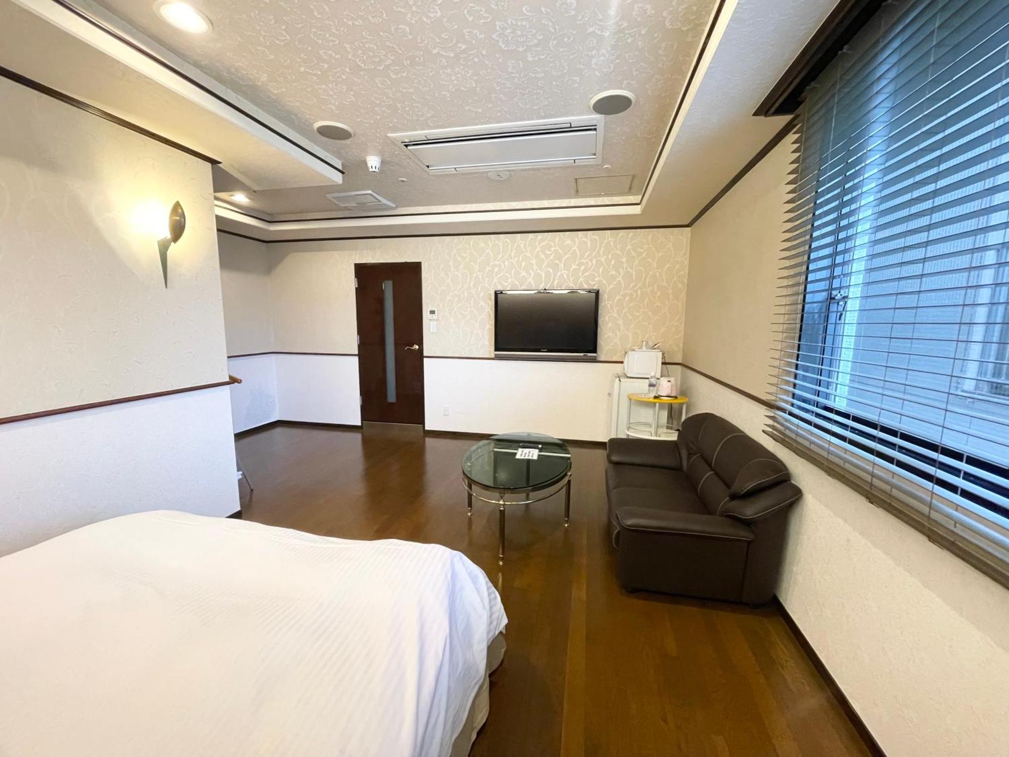נישינומיה Hotel Ritz Koshien מראה חיצוני תמונה